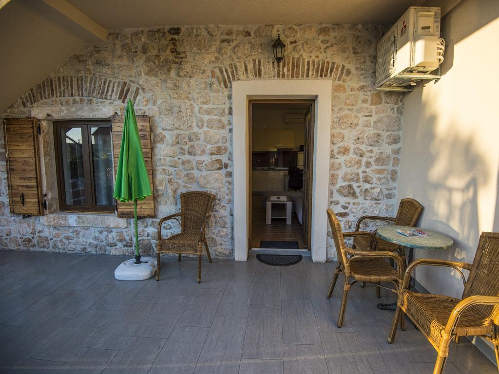 Apartments Punta Starigrad Paklenica Esterno foto