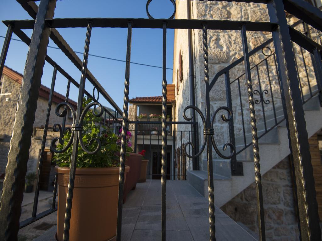 Apartments Punta Starigrad Paklenica Esterno foto
