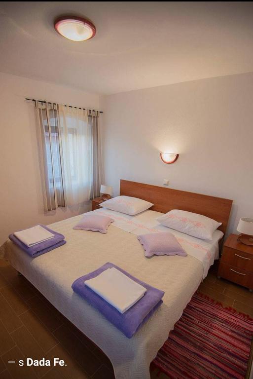 Apartments Punta Starigrad Paklenica Esterno foto